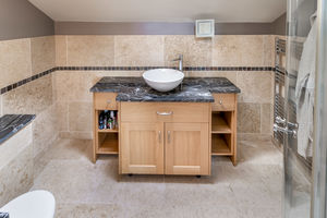 Photo 27- click for photo gallery